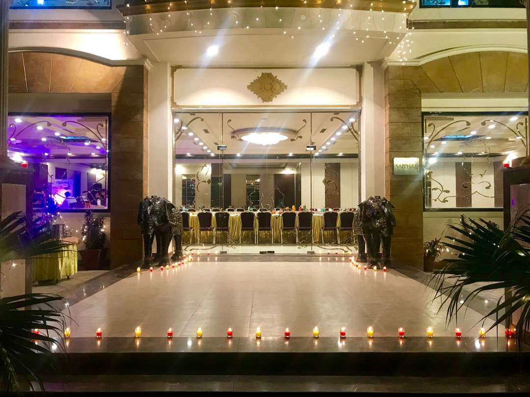 Hotel Red Sapphire主图