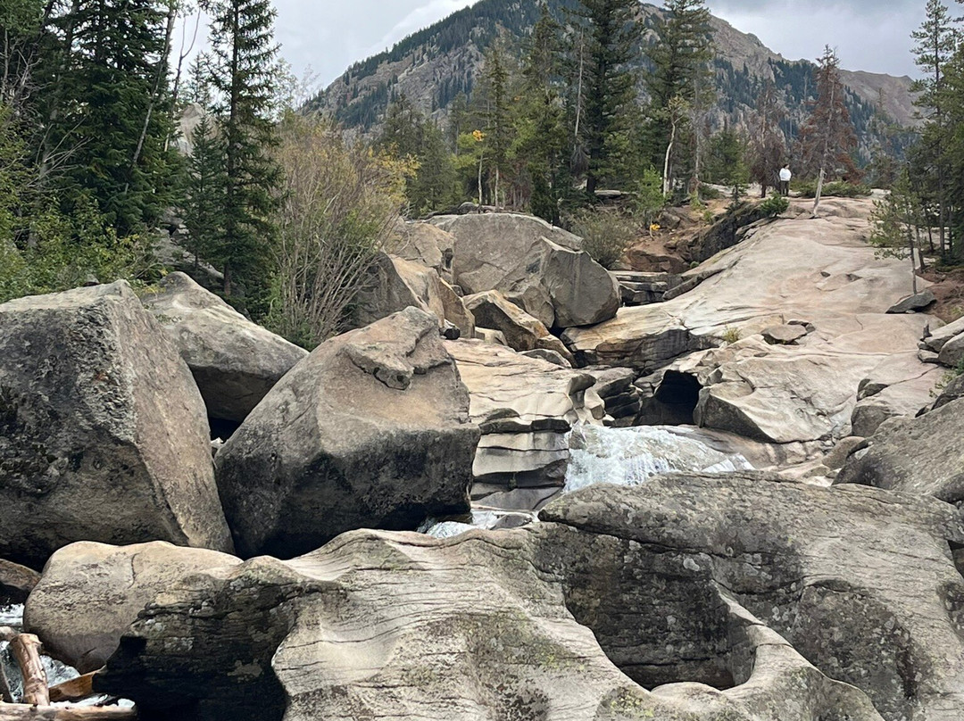 Grottos Trail-阿斯蓬必去景点