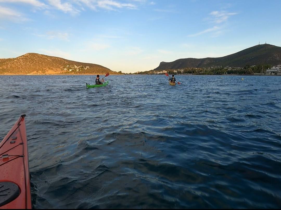 Expedition Kayaking-Porto Rafti必去景点