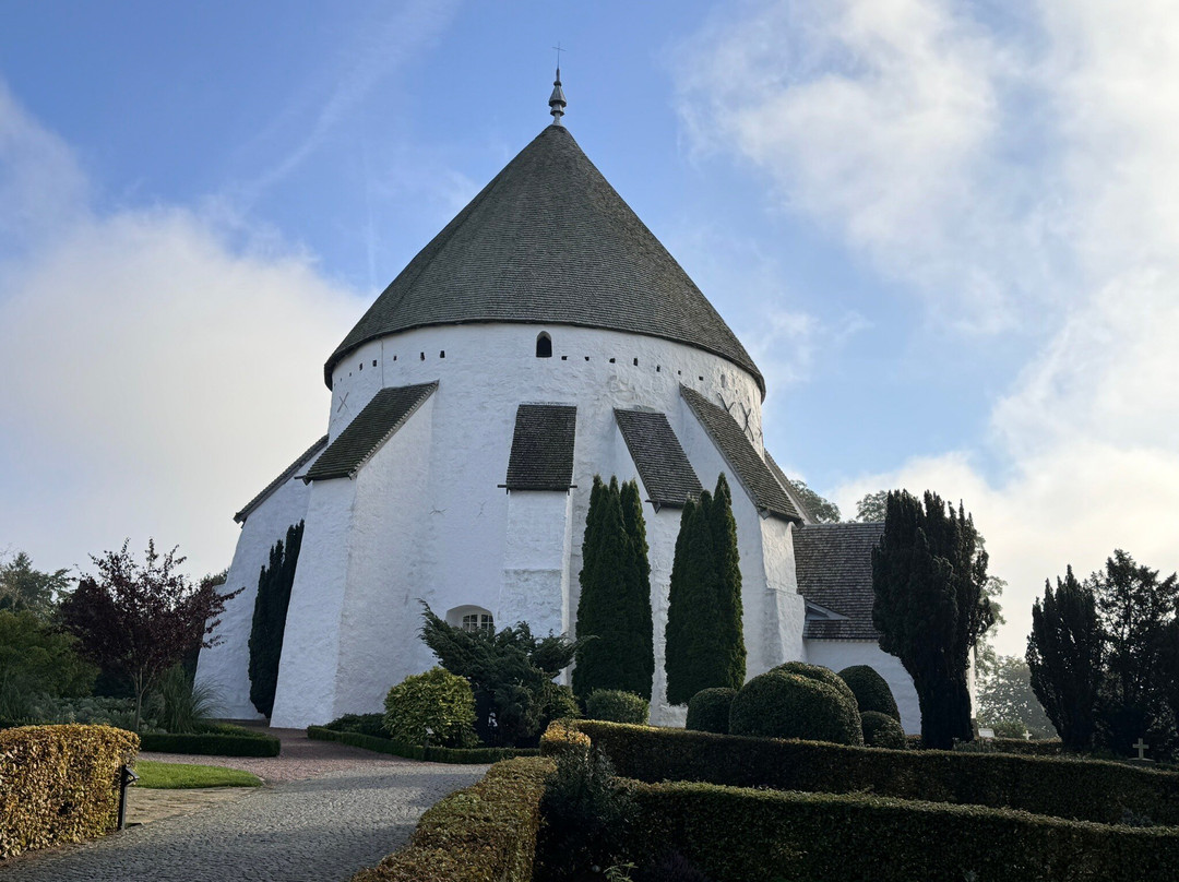 Osterlars Rundkirke-Gudhjem必去景点