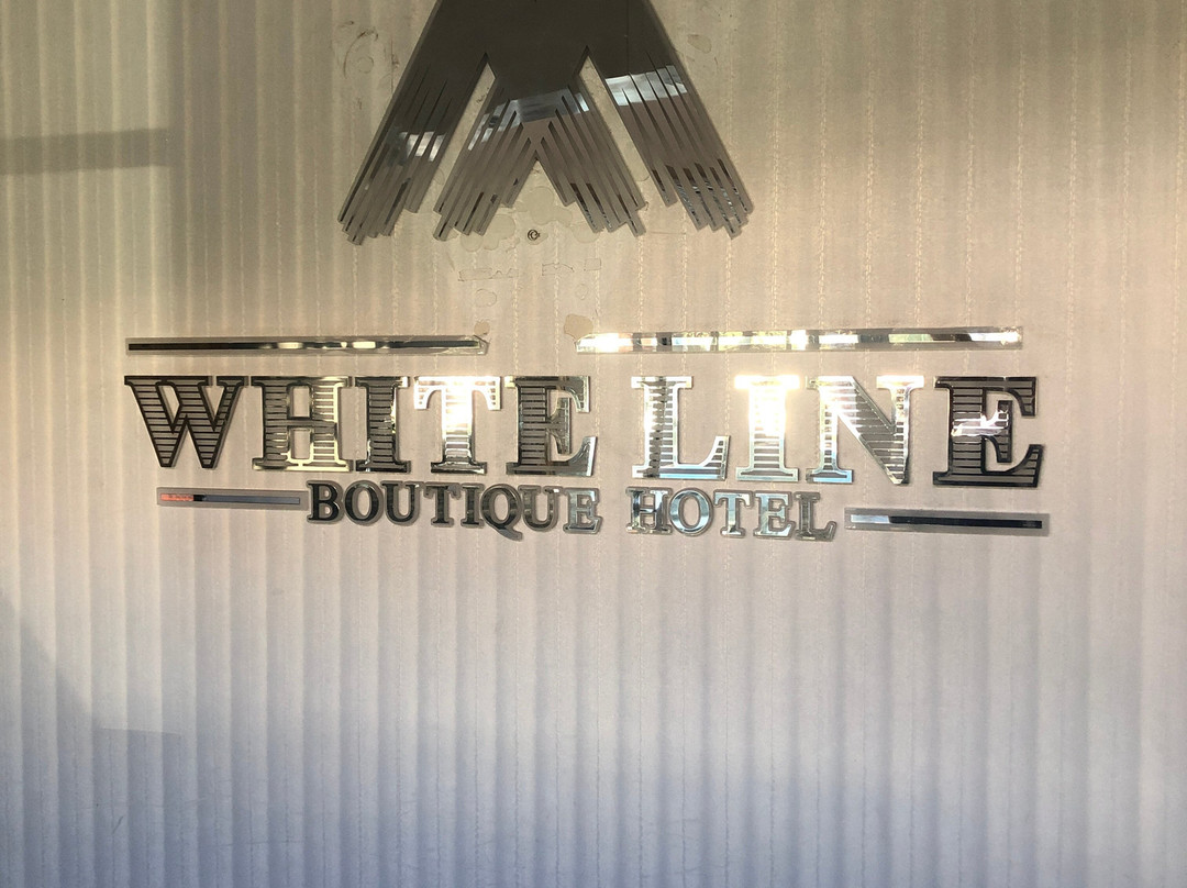 White Line Boutique Hotel主图