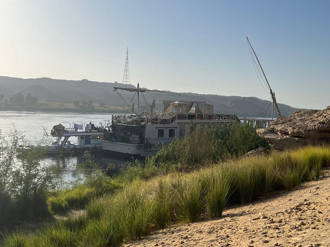 Dahabiya Hadeel-亚斯文必去景点