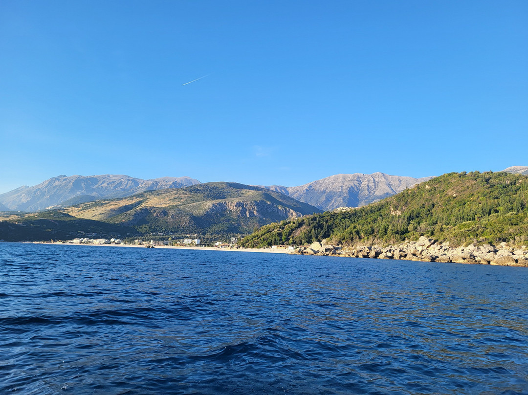 Himara Watertaxi景点图片