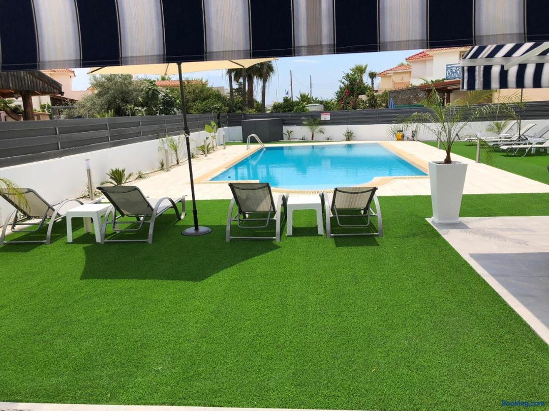 Luxury Apartments with Pool