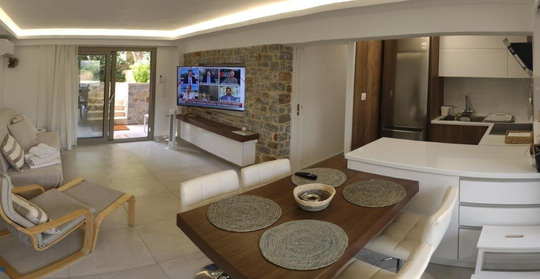 Irida Holiday Apartments
