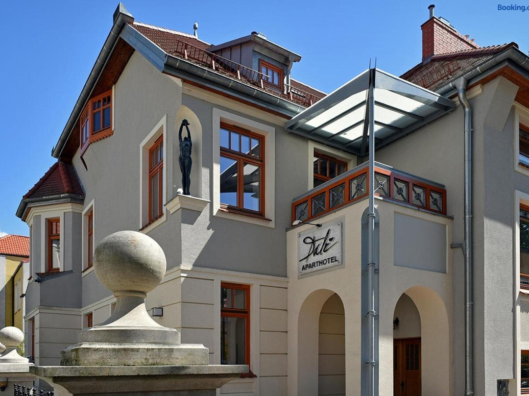 Dali Aparthotel
