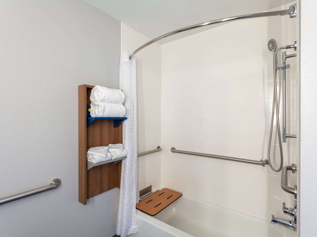 Microtel Inn & Suites by Wyndham Rapid City