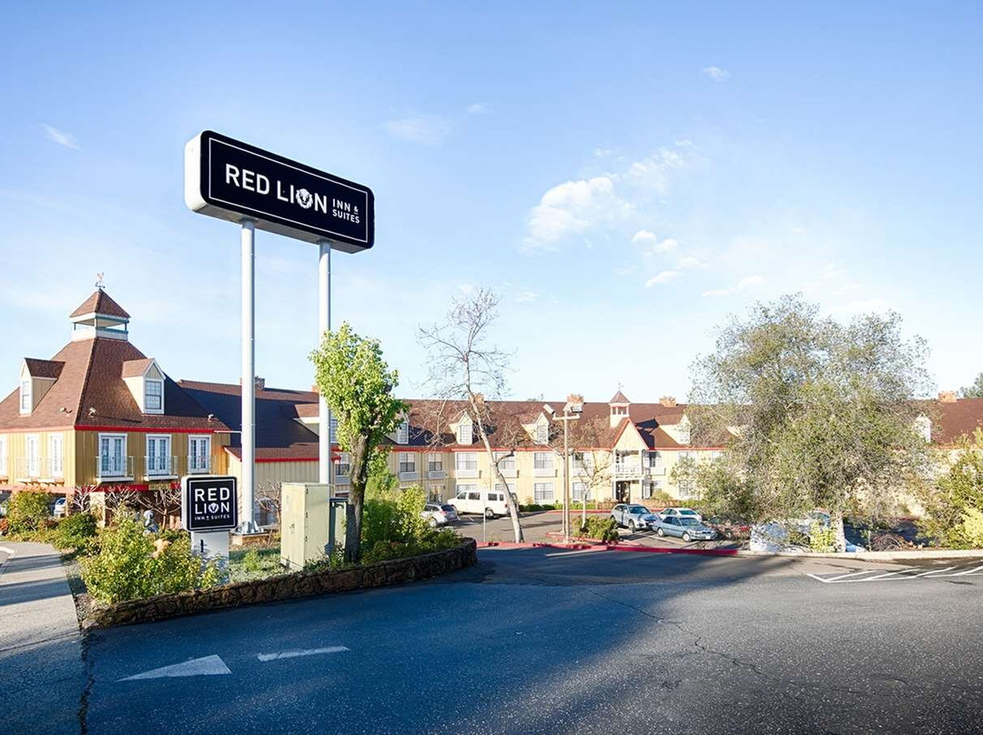Red Lion Inn & Suites Auburn CA