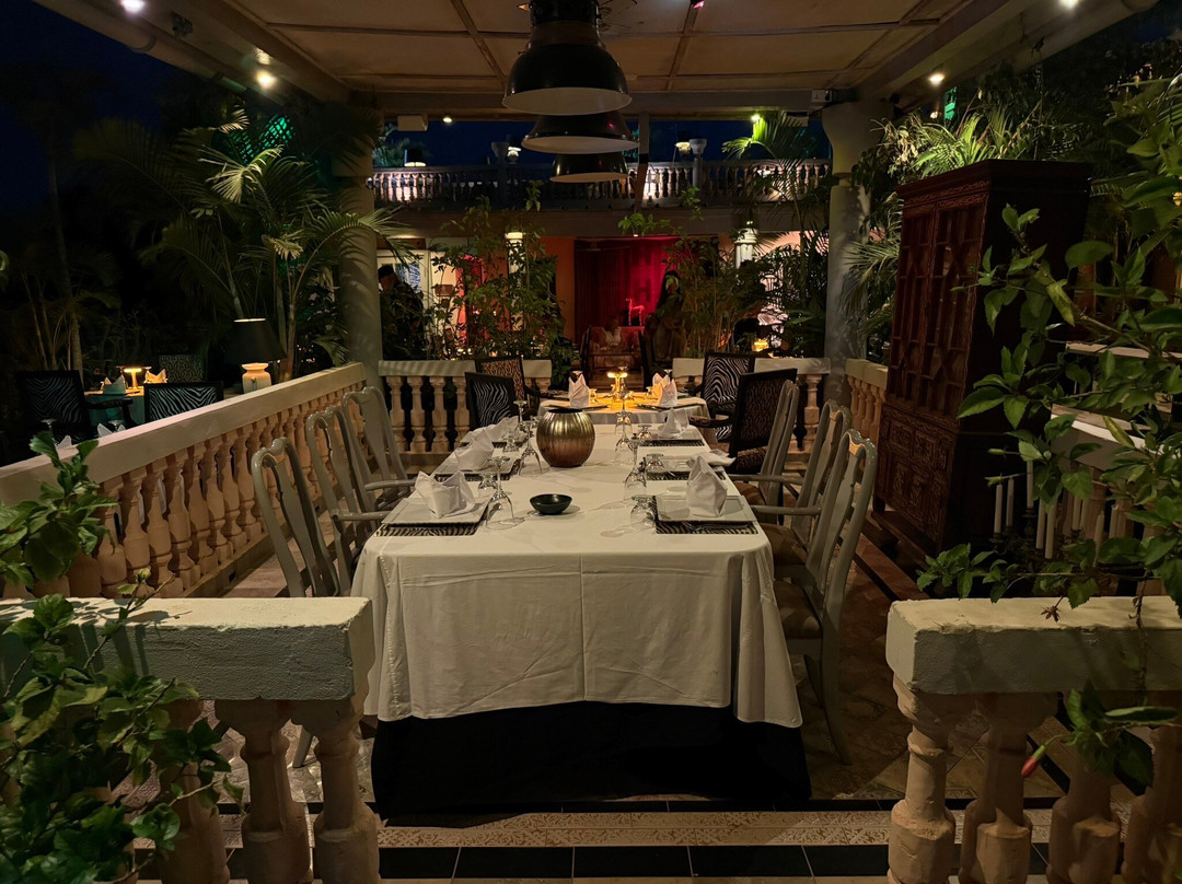 RoofTop Boutique Hotel
