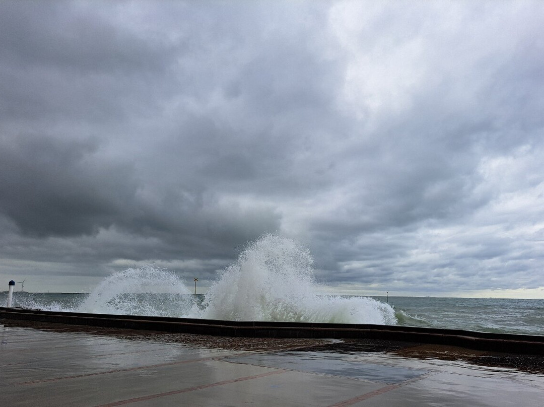 Wimereux Beach景点图片