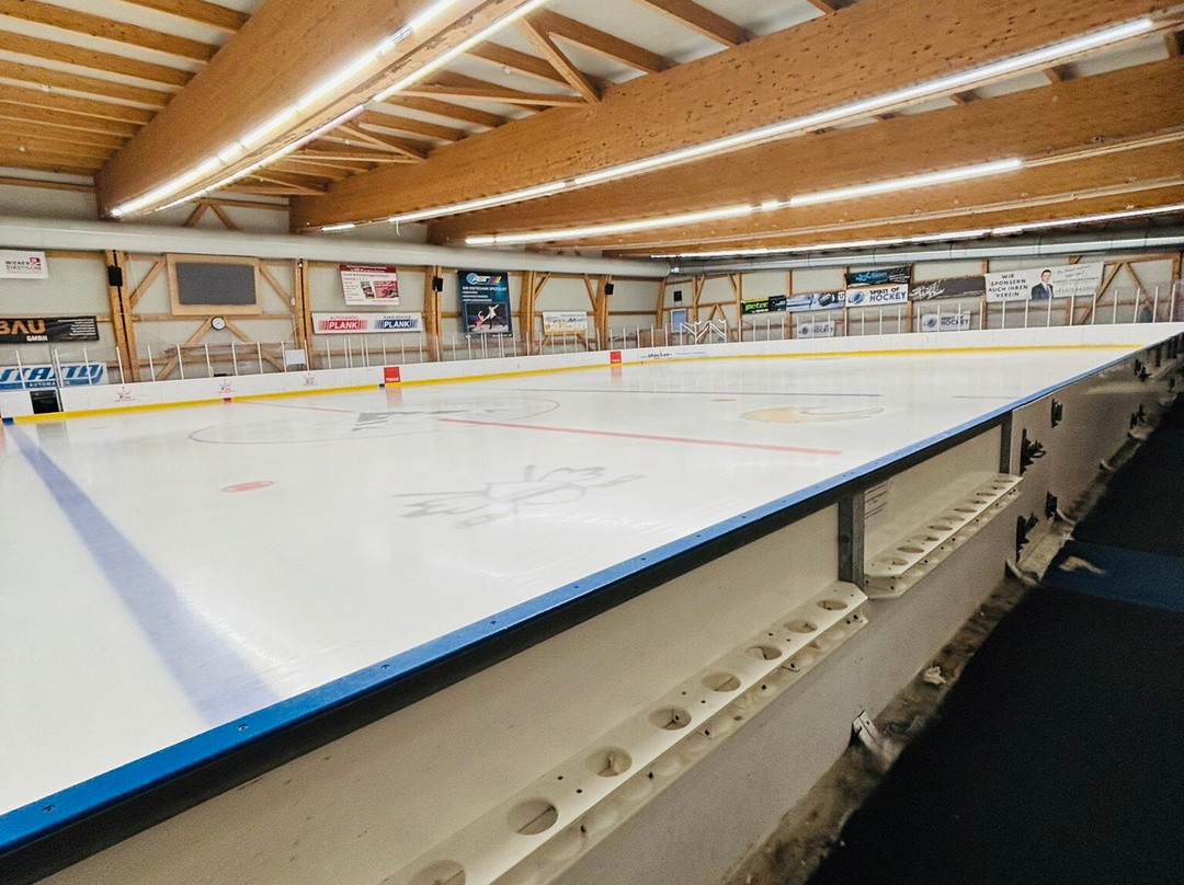 Ice Sport Arena Telfs景点图片
