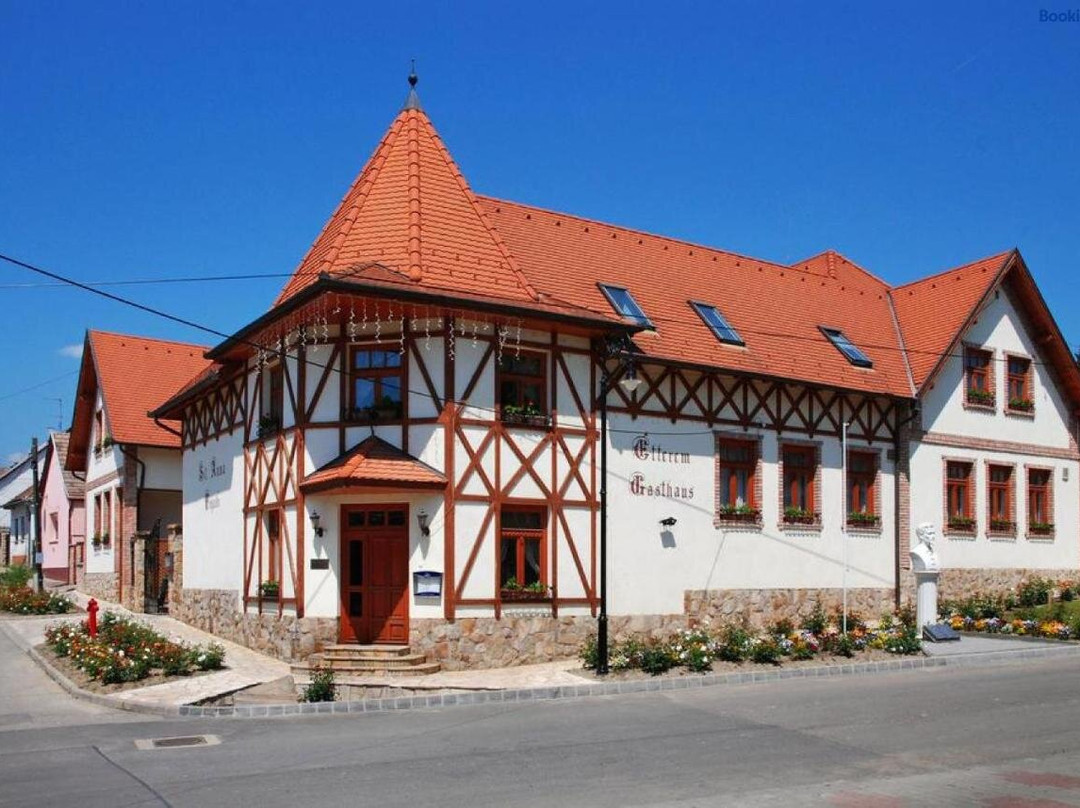 Szent Anna Panzio Es Etterem