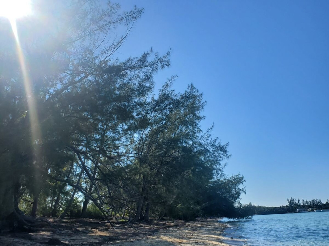 Ten Bay Beach-伊柳塞拉必去景点