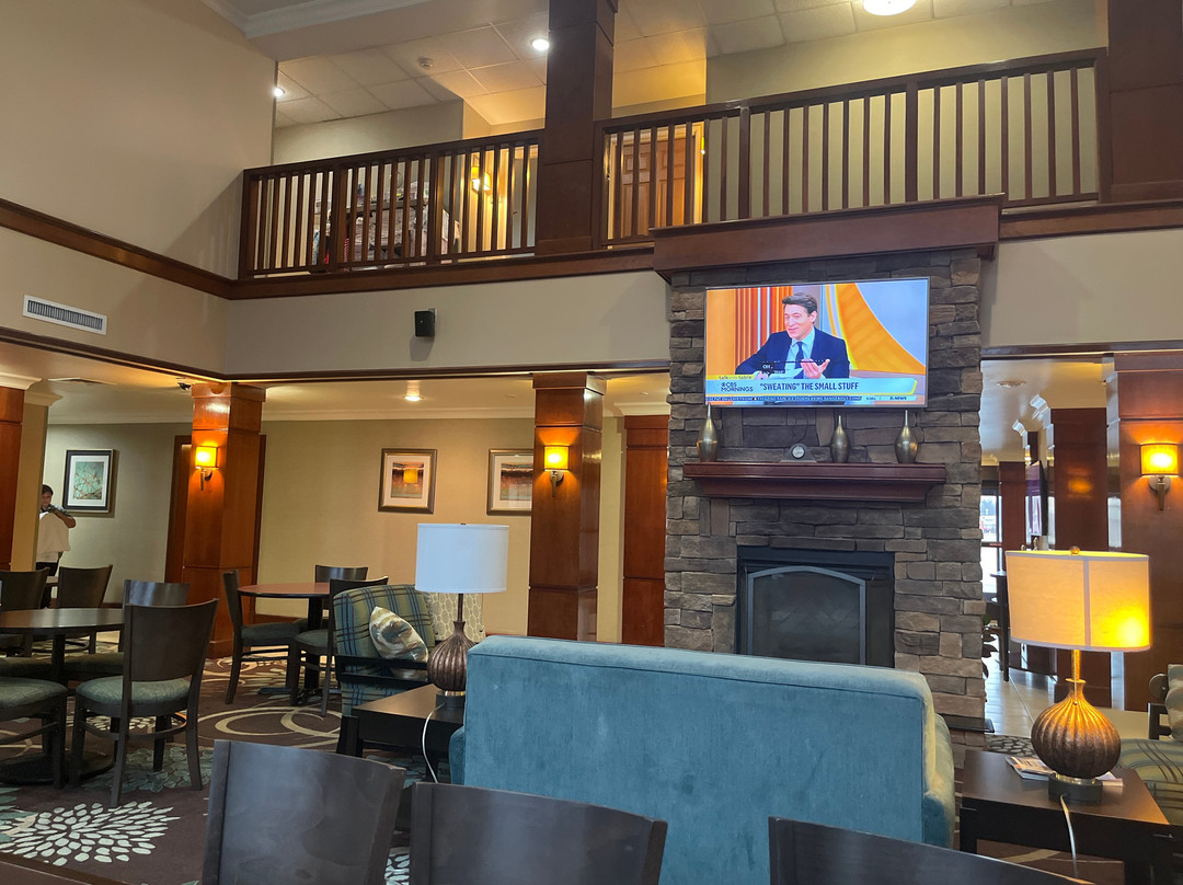 Staybridge Suites Fayetteville/Univ of Arkansas by IHG主图