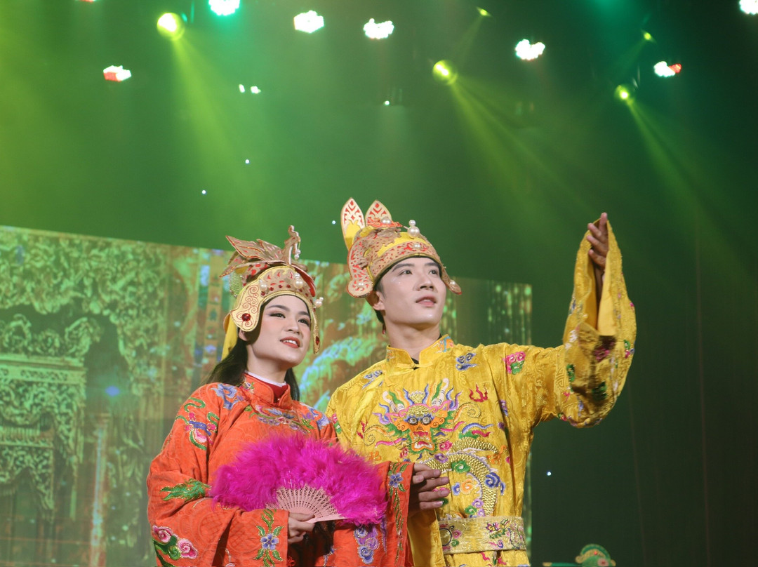 Ao Dai Show Da Nang-Khue My必去景点