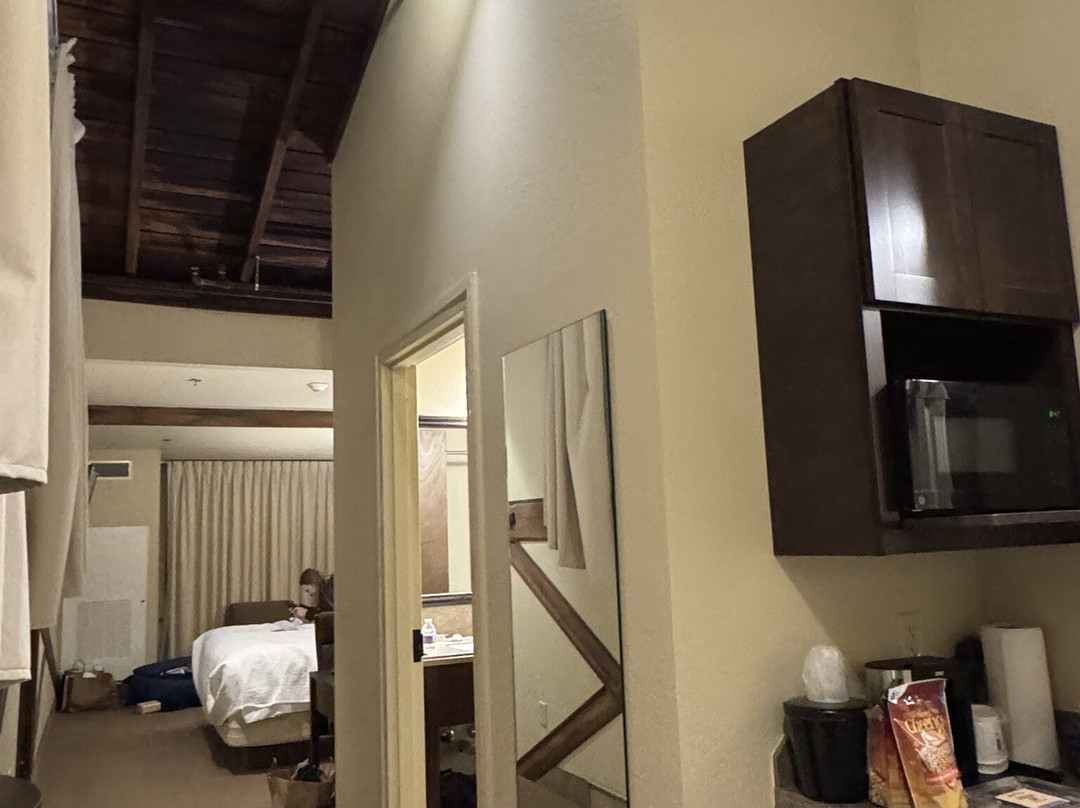 Hawthorn Suites By Wyndham Rome主图