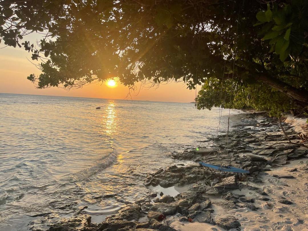 Island Luxury Boutique Hotel主图