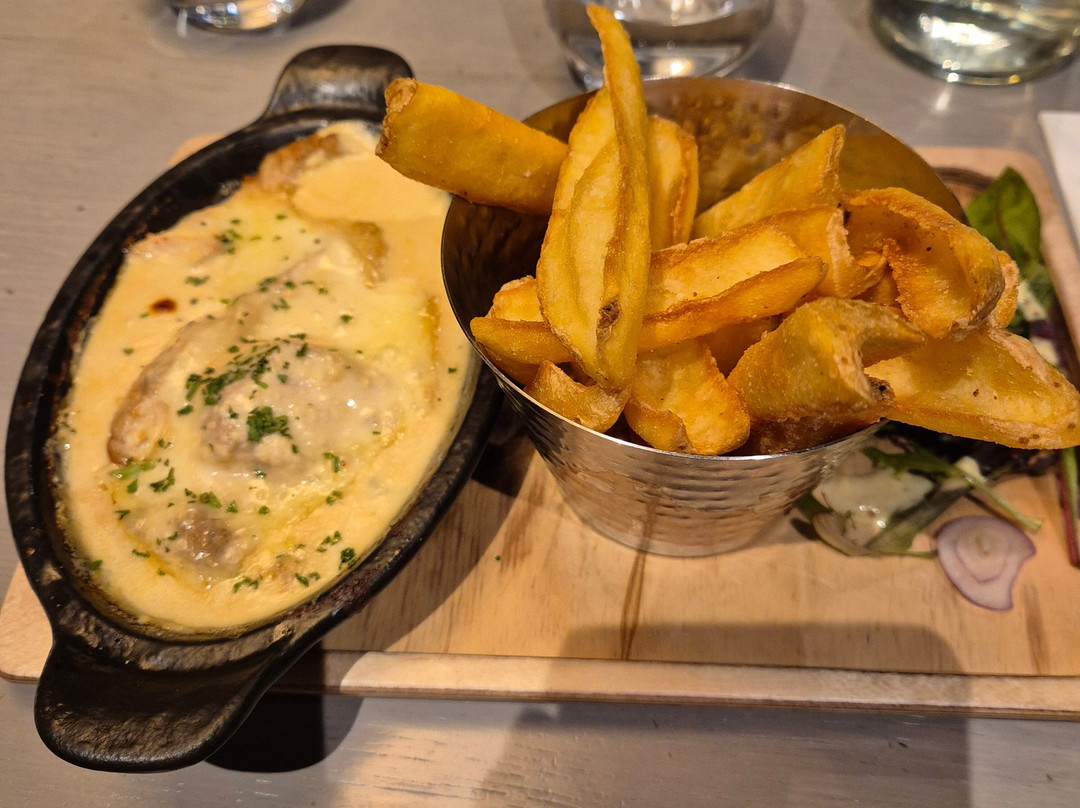 Goudale Pub & Restaurant