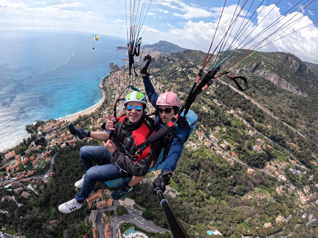 Azur Parapente-罗克布伦第马丁必去景点
