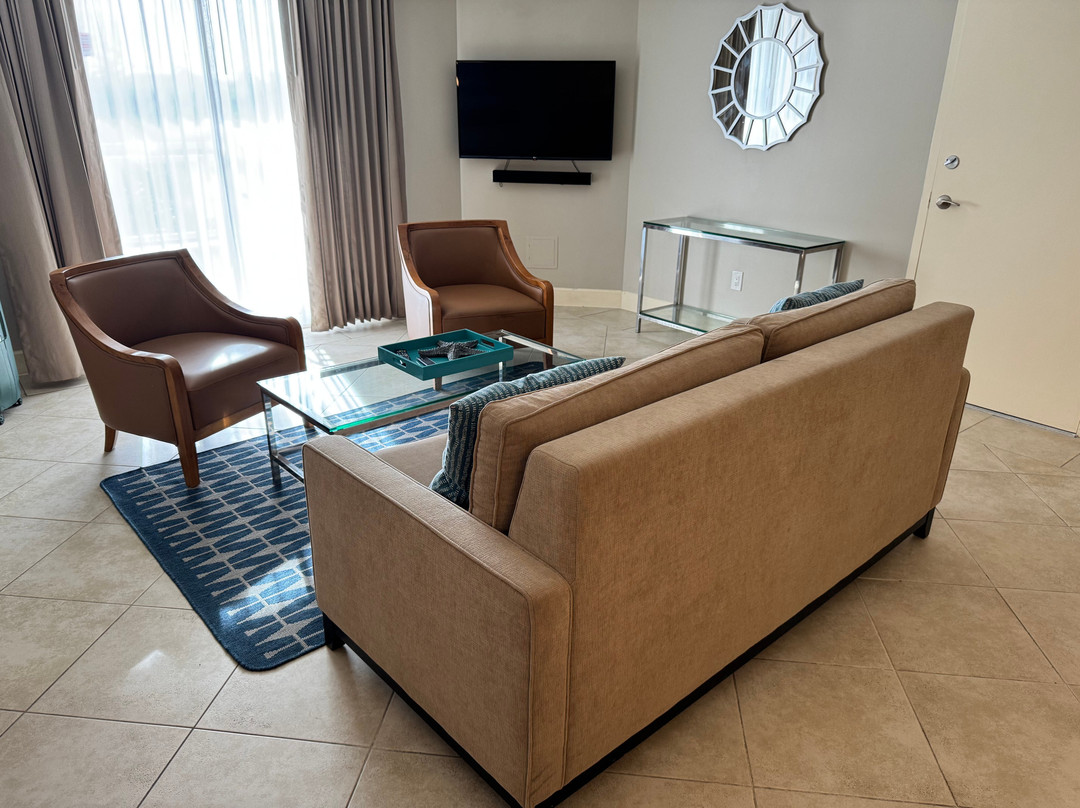 迪威村高尔夫和海滩度假酒店主图