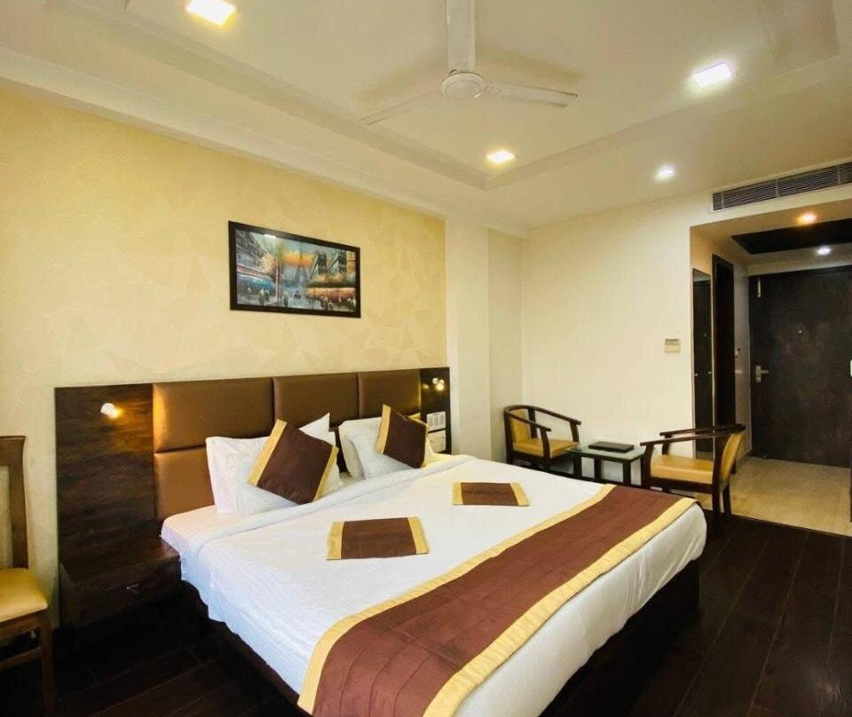 Hotel In Naimisharanya