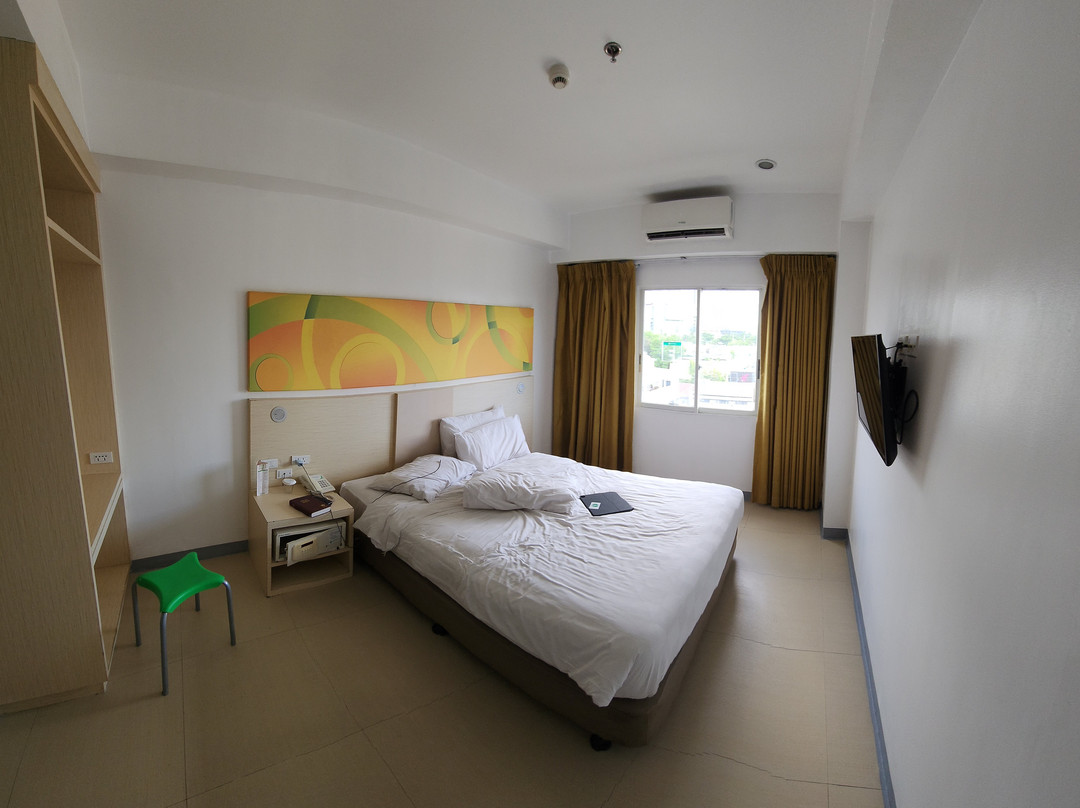 Go Hotels Timog主图