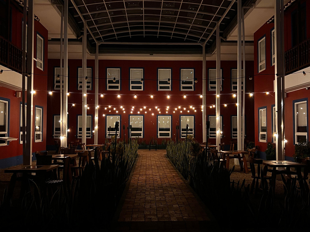 Hotel Xue Sabana主图