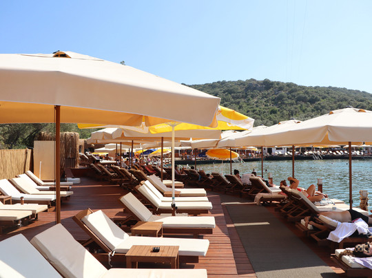 Hakiliki Beach Club-卡斯必去景点