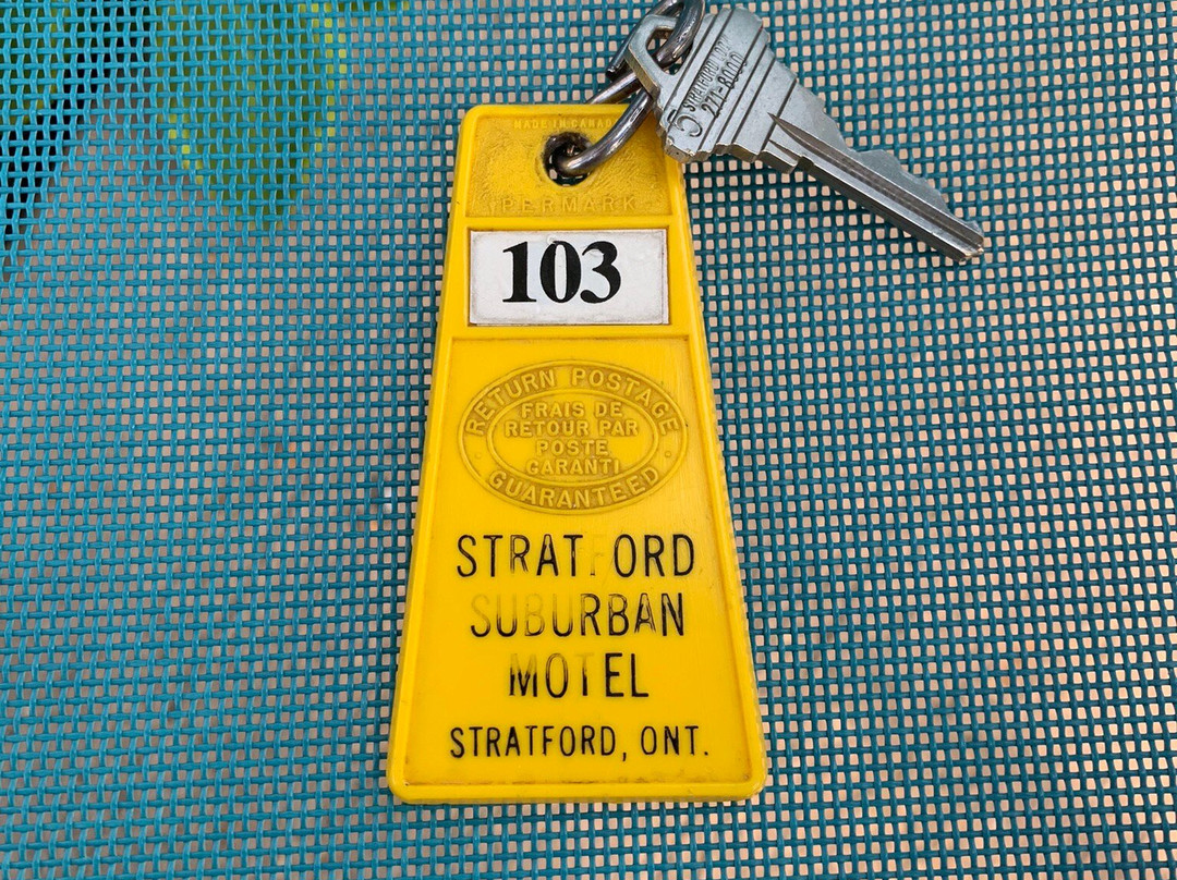 Stratford Suburban Motel主图