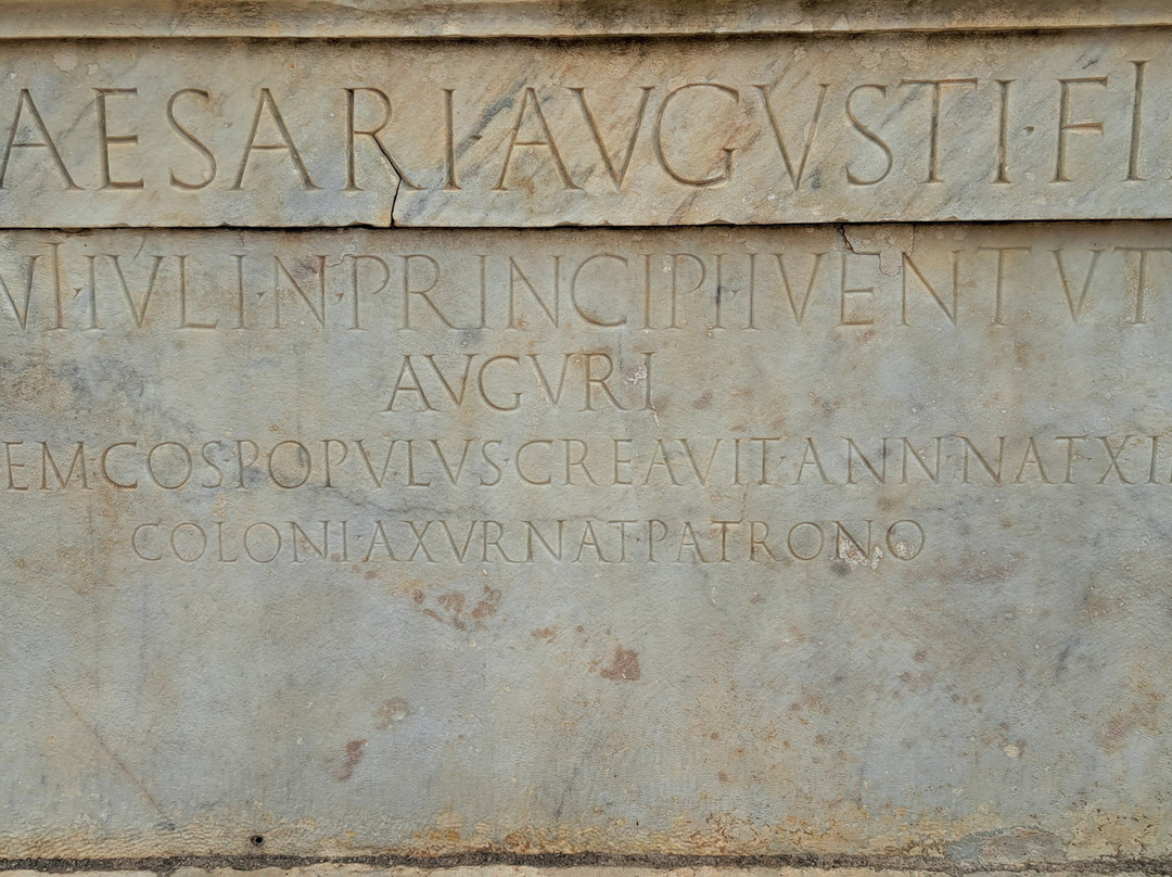 Teatro Romano-特拉西那必去景点