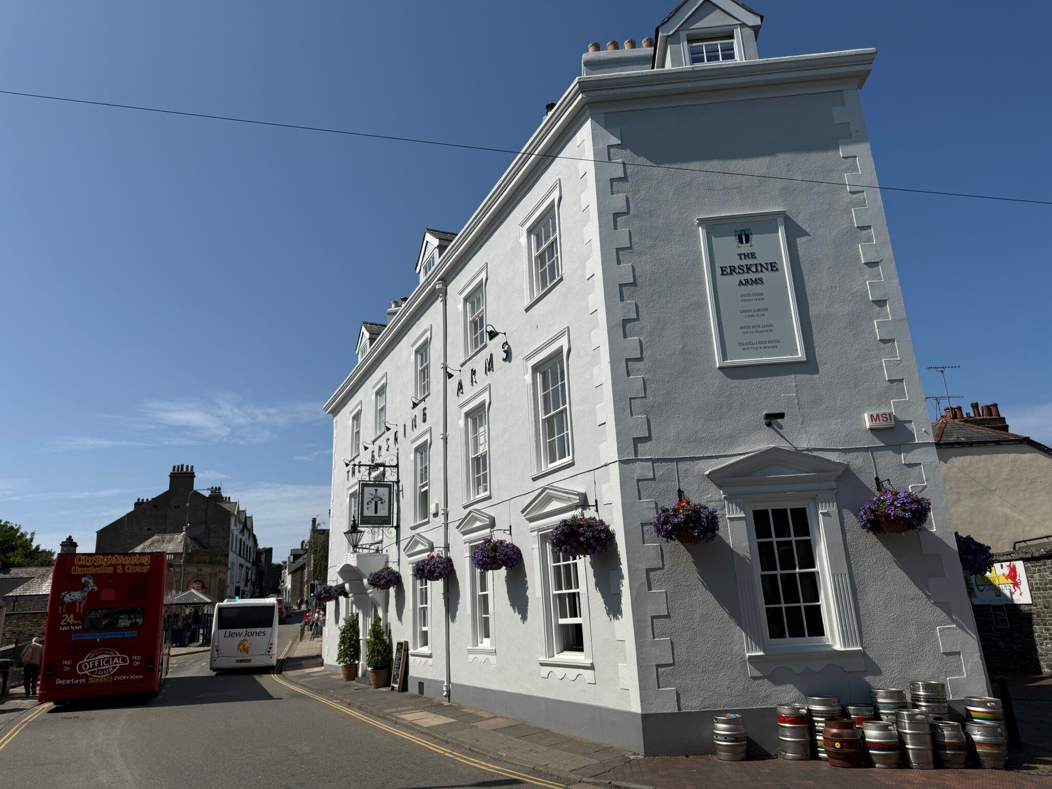 The Erskine Arms-官方