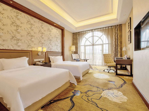 惠州龙光城戴斯酒店主图