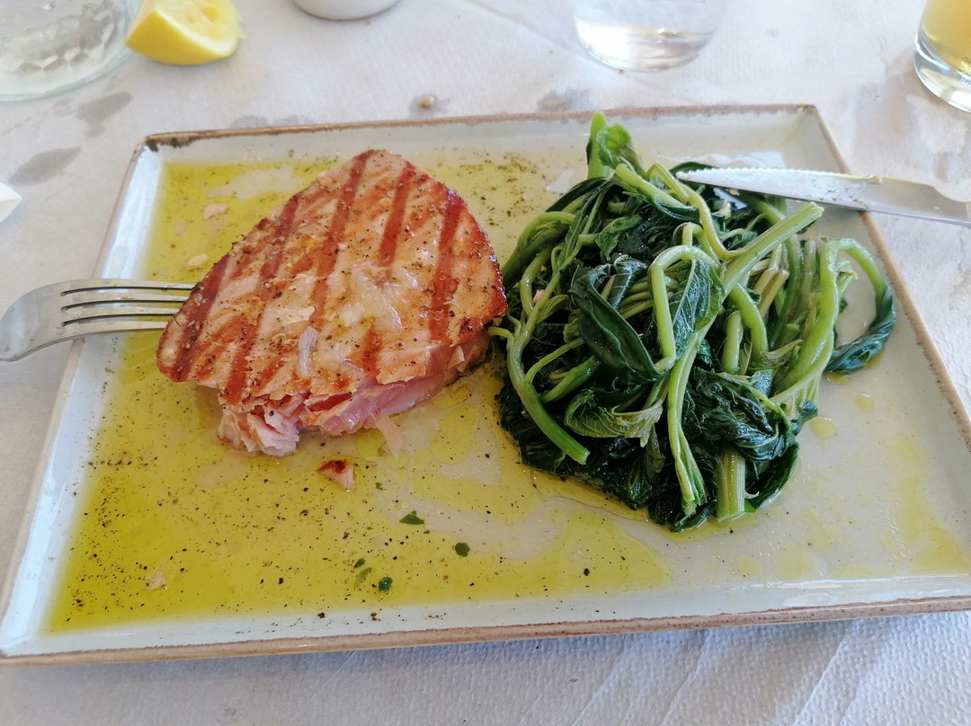 Kouneno Sellia Taverna Grill House