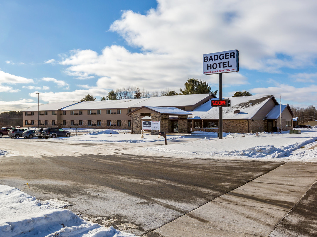 Cobblestone Inn & Suites - Merrill主图