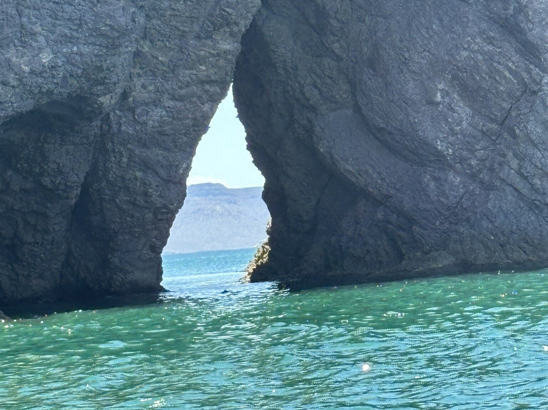 Yates De Renta-圣卡洛斯必去景点