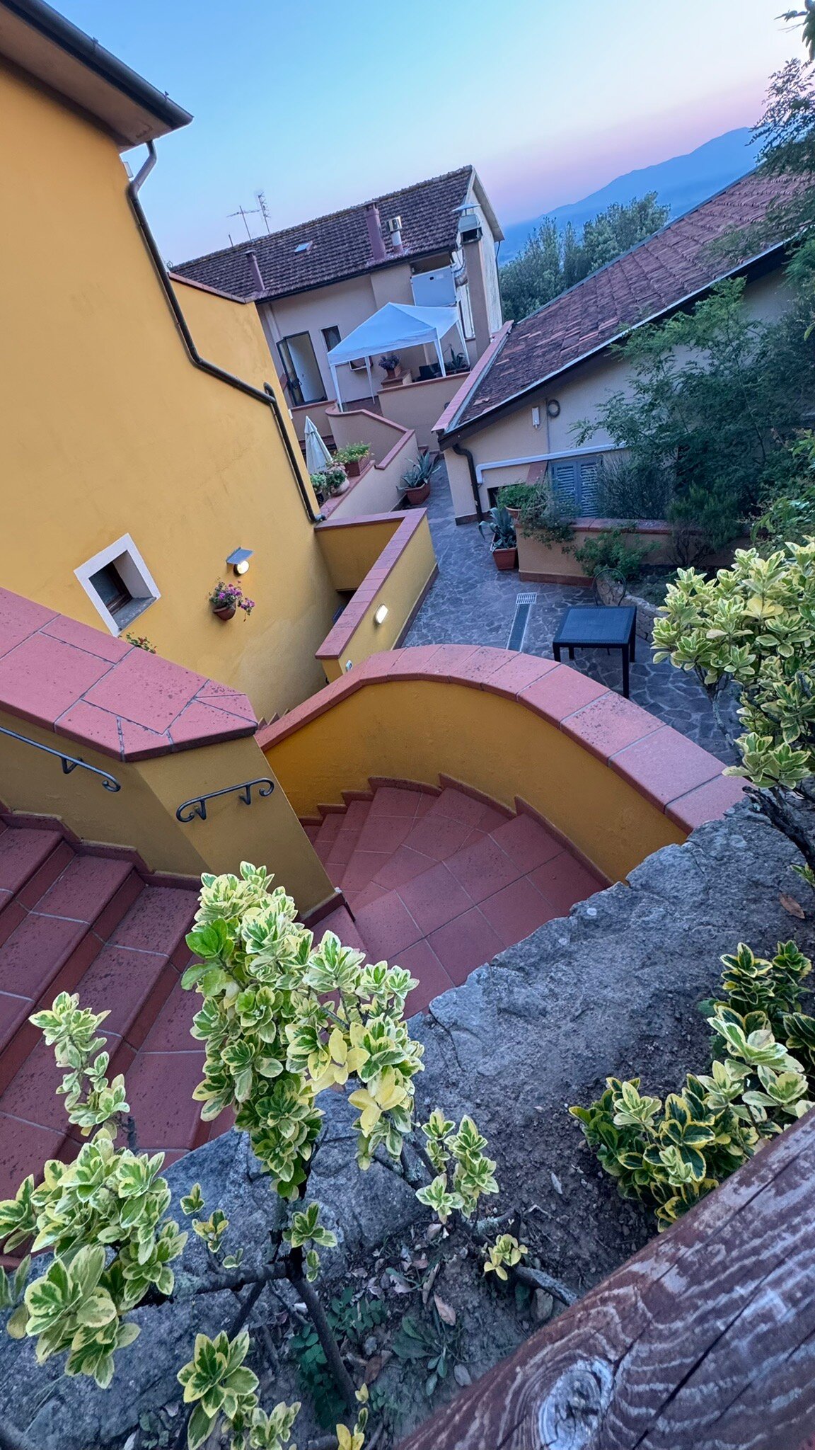 Bellavista San Baronto-官方