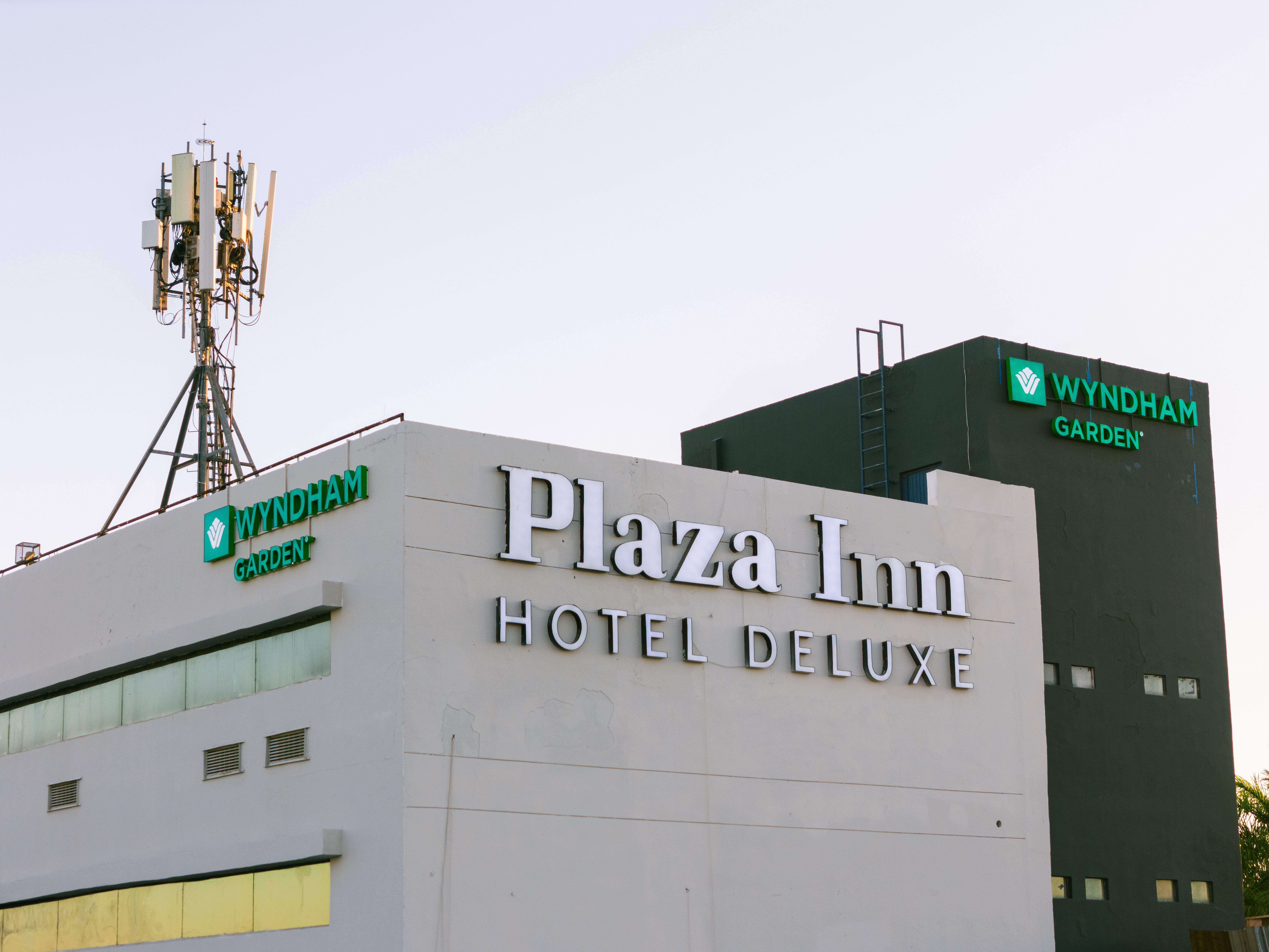 Plaza Inn Hotel-浴室