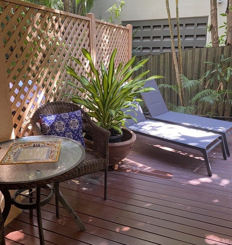 马克罗森马提尼克酒店主图