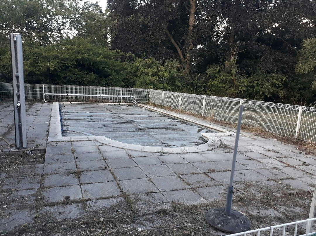 勒多玛尼德斯苏克斯住宿加早餐旅馆主图