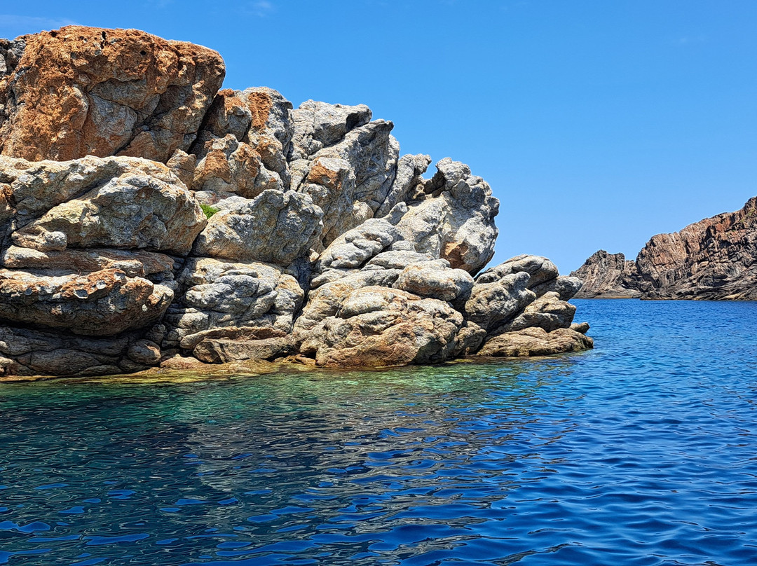 Cap-Sur-Saint-Cyprien-Plage必去景点