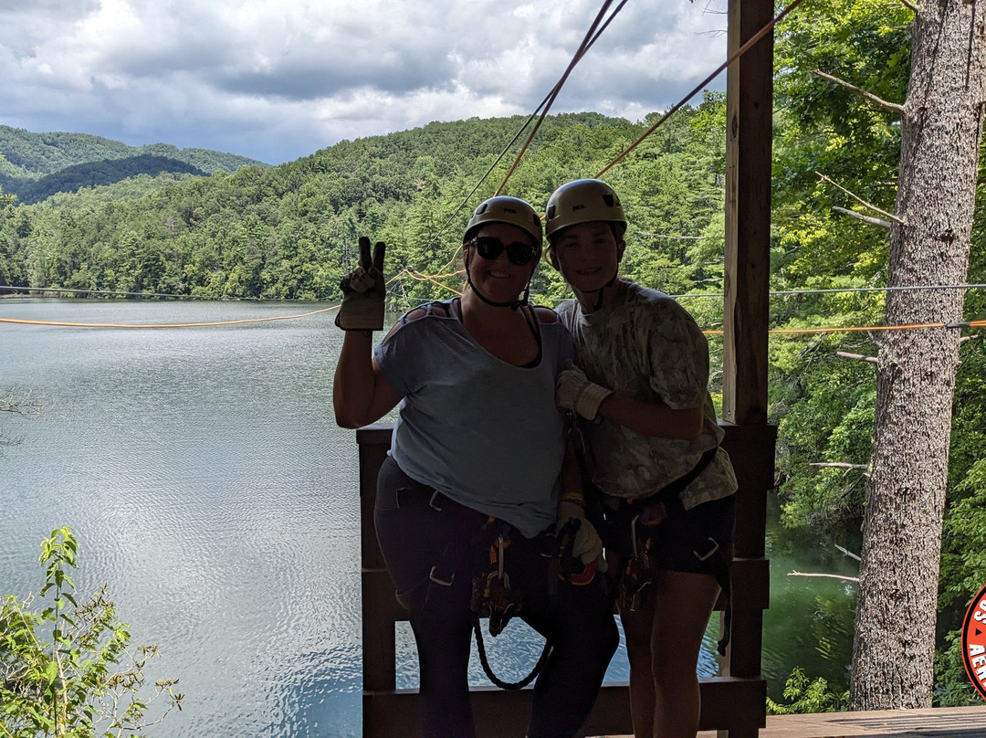 Unicoi Zip Line and Aerial Adventure Park-海伦必去景点