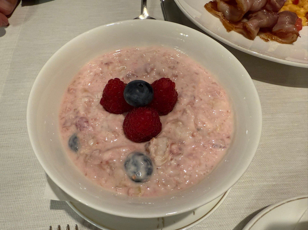 Le Hall Restaurant Und Lobbybar