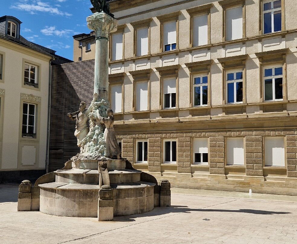 Place d'Armes-卢森堡城必去景点