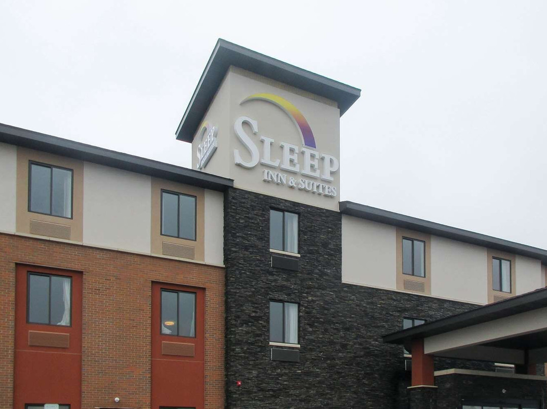 Evansville酒店住宿-Sleep Inn & Suites Oregon - Madison