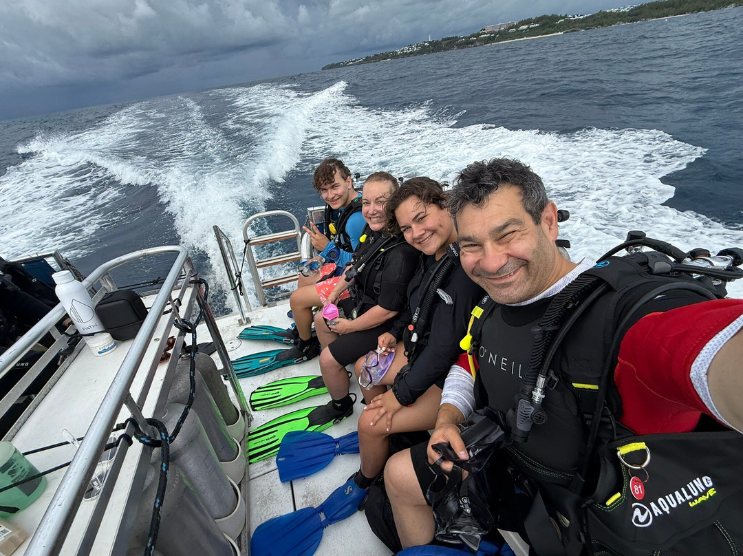 Dive Bermuda at Somerset-Sandys Parish必去景点