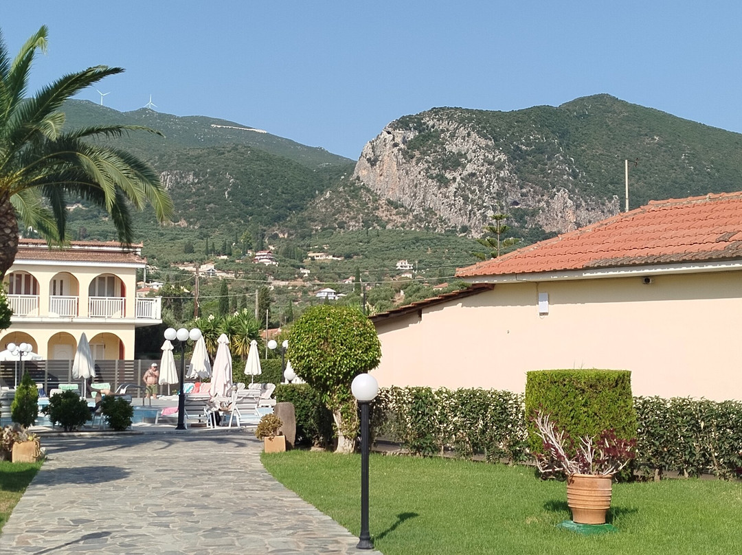 Alykes Garden Village主图