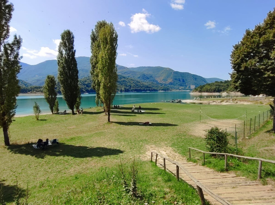 Lago del Salto-null必去景点