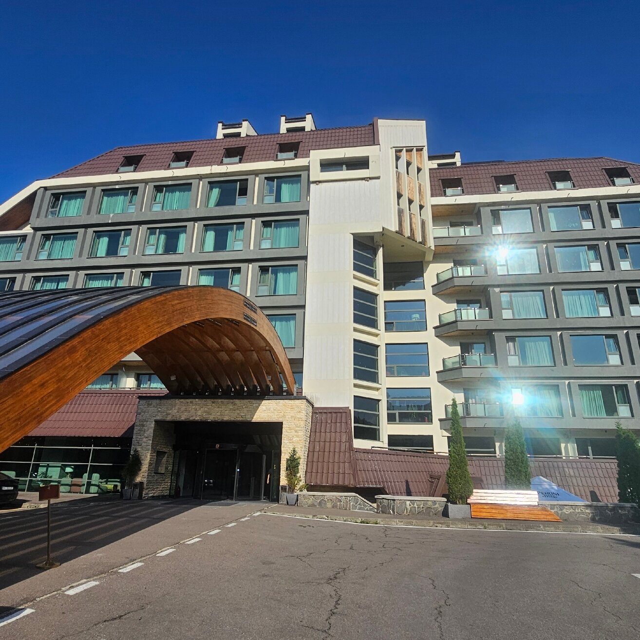 Hotel Orizont-官方