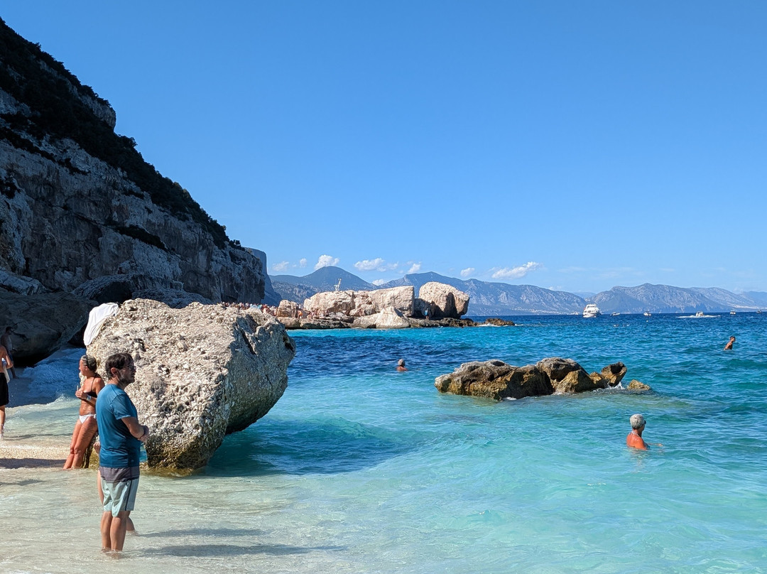 Blue Driving - Noleggio Gommoni ed escursioni nel Golfo di Orosei-奥罗塞必去景点