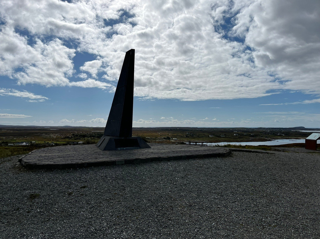 Alcock and Brown Landing Site-Clifden必去景点